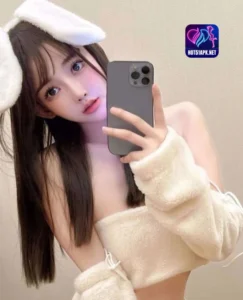 Read more about the article FOLLOW Influencer Hot51 Nữ Việt Nam Gây Chú Ý