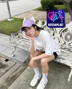 Read more about the article Ainsley Brooks xinh đẹp nổi bật trên HOT51