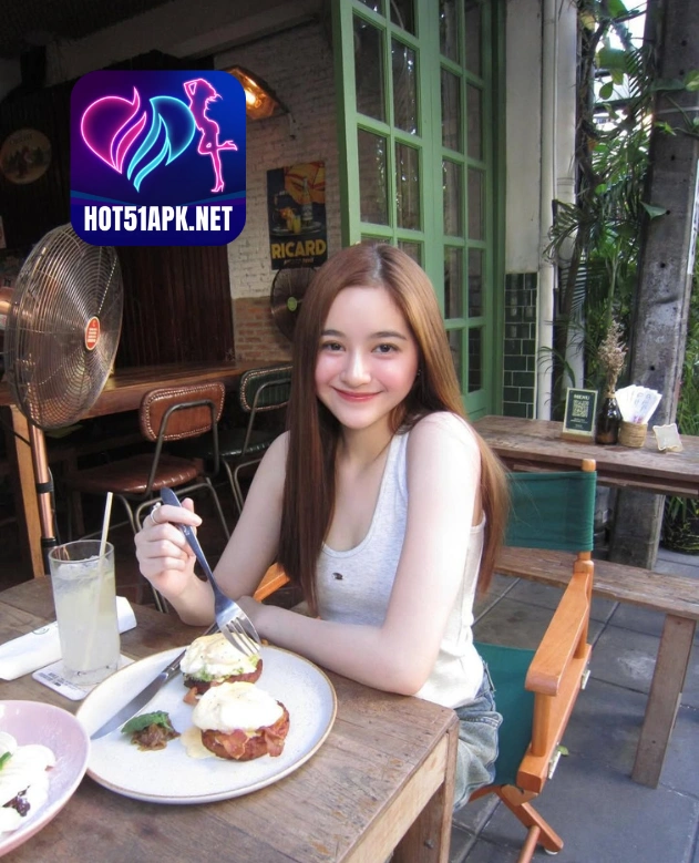 Alessia Flynn HOT51APK.NET