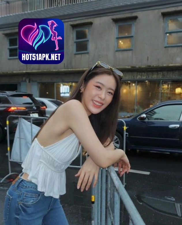 Alistair Bennett HOT51APK.NET