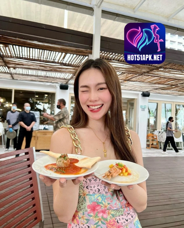 You are currently viewing Đặng Văn Hoàng xinh đẹp nổi bật trên HOT51