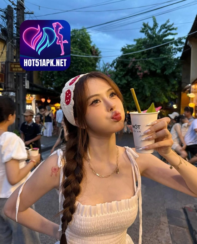 Nguyễn Thị Hồng Nhung HOT51APK.NET