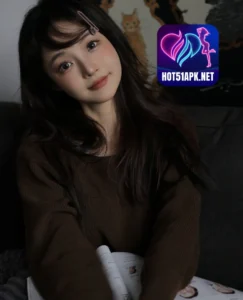 Read more about the article Phạm Ngọc Huyền xinh đẹp nổi bật trên HOT51