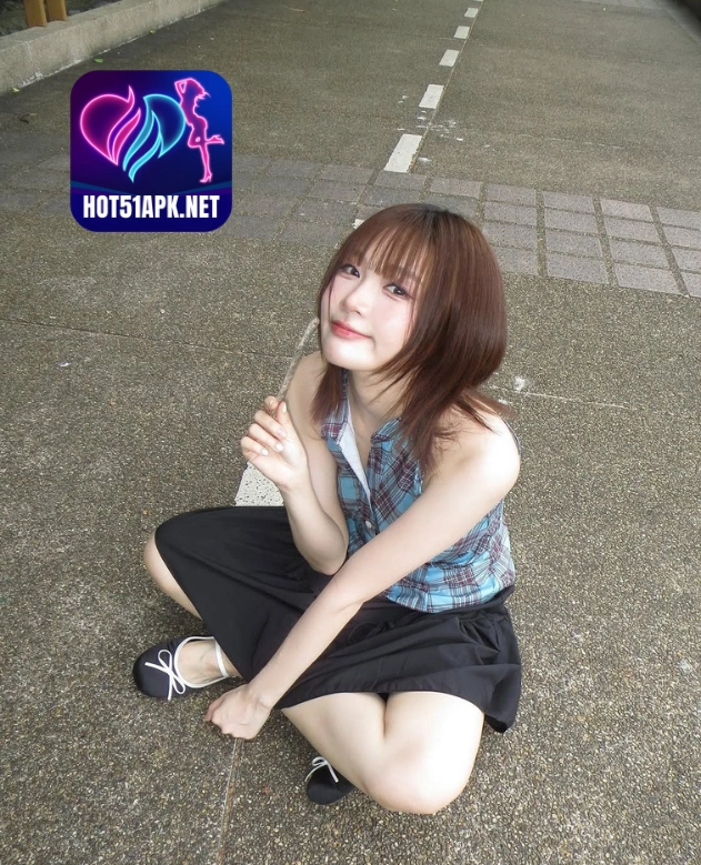 Bùi Thị Thu Hương HOT51APK.NET