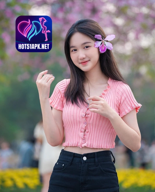Vũ Thị Mỹ Duyên HOT51APK.NET
