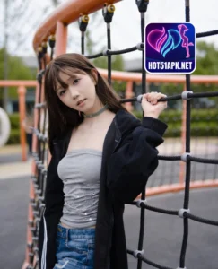 Read more about the article Dương Sơn hot girl Hot51 Live cuốn hút người xem mỗi ngày nổi bật