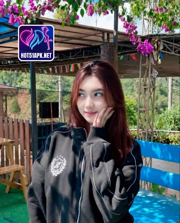 You are currently viewing Phan Thành và cô gái đẹp trên Hot51 Live 2026