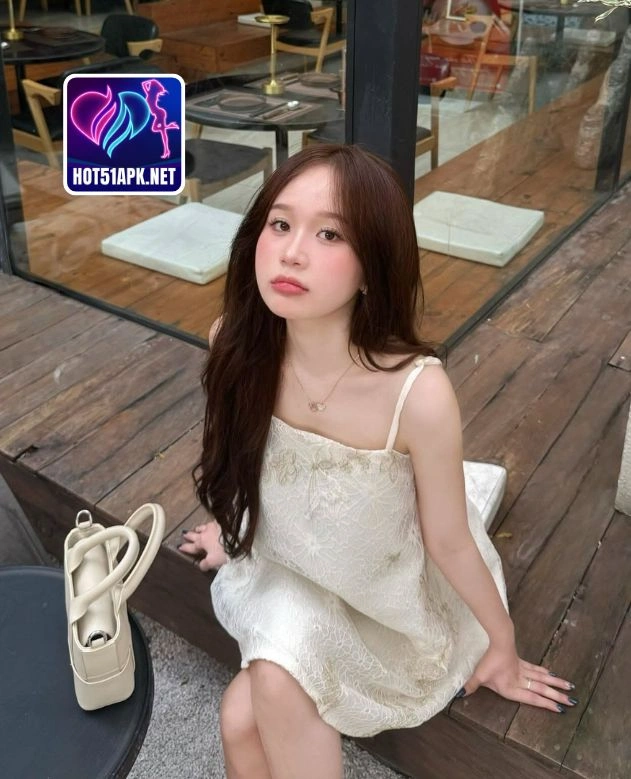 Hải Yến-HOT51APK.NET